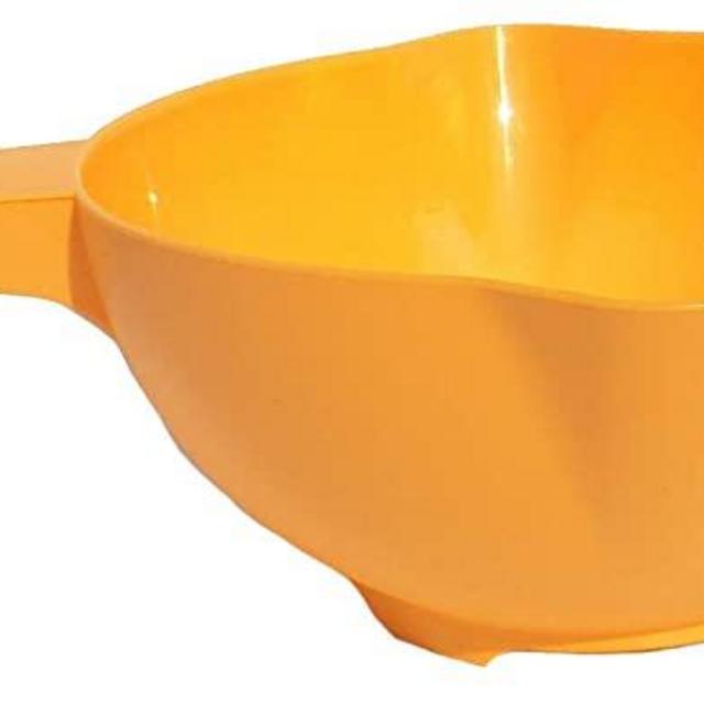 Tupperware 2 Quart Colander Strainer with Handle in Orange