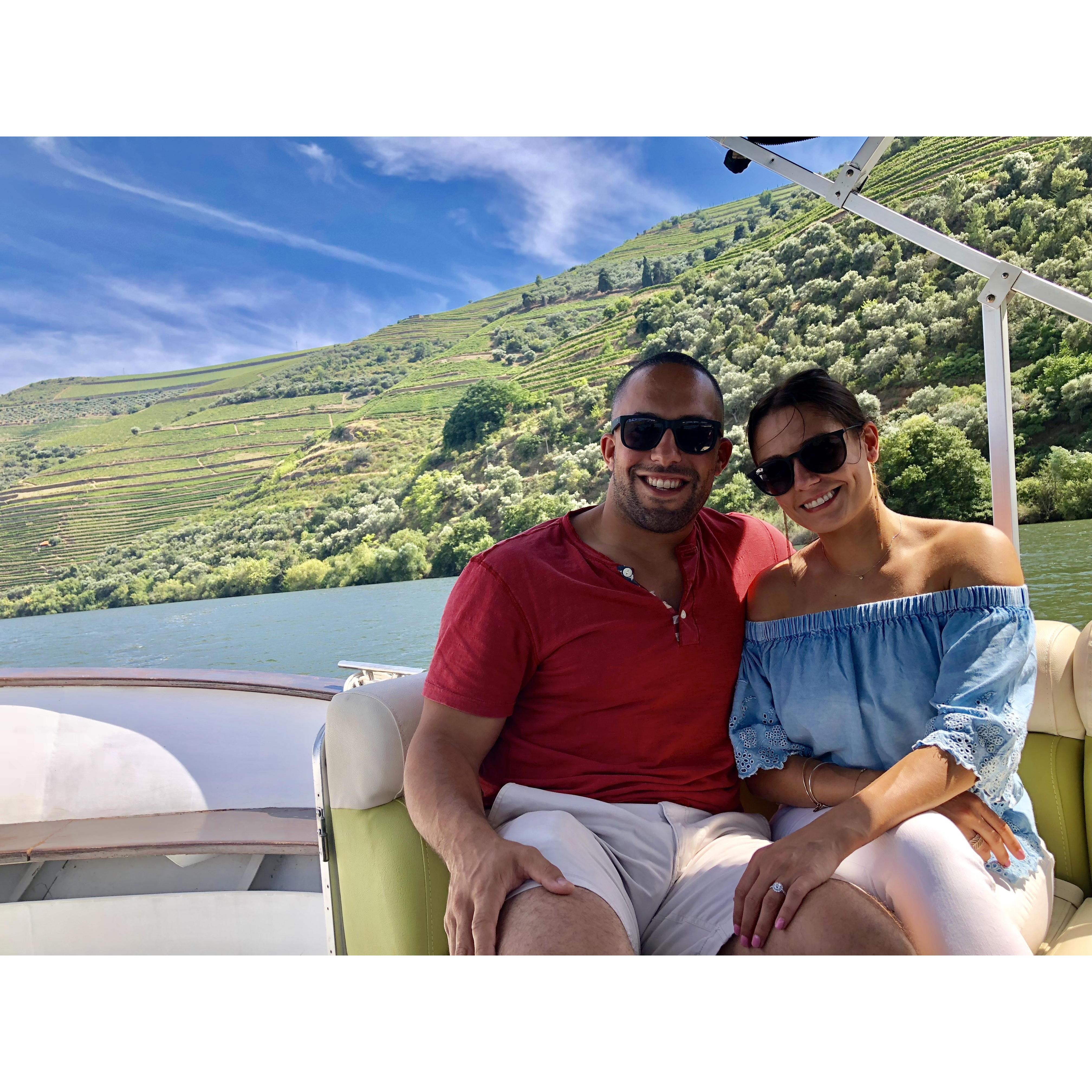 Enjoy the river tour in Douro Valley