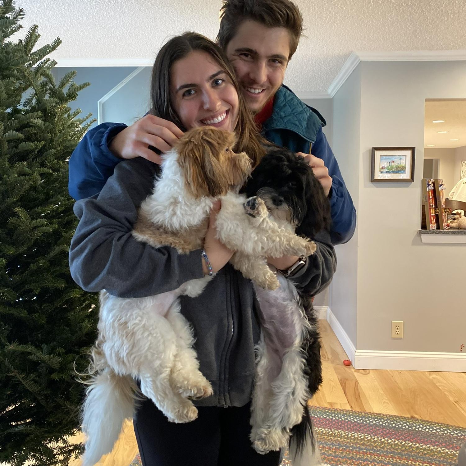 Elliot comes to NH around xmas!