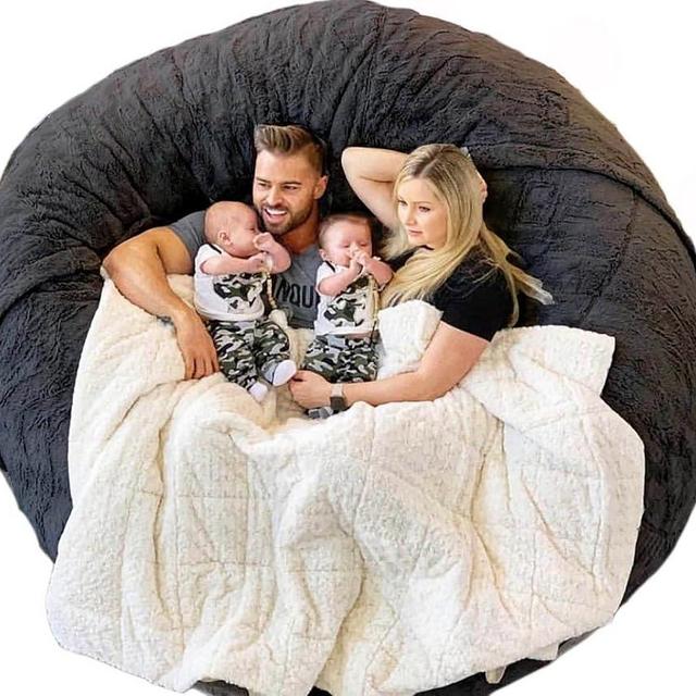 4FT Giant Fur Bean Bag Chair Cover, Ultra Soft Bean Bag Bed for Adults (No Filler, Cover only), Big Round Soft Fluffy Faux Fur Bean Bag Lazy Sofa Bed Cover, Machine Washable Big Size Bean Bag Cover
