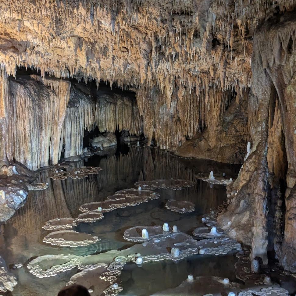 A recent visit to the Onondaga caves…