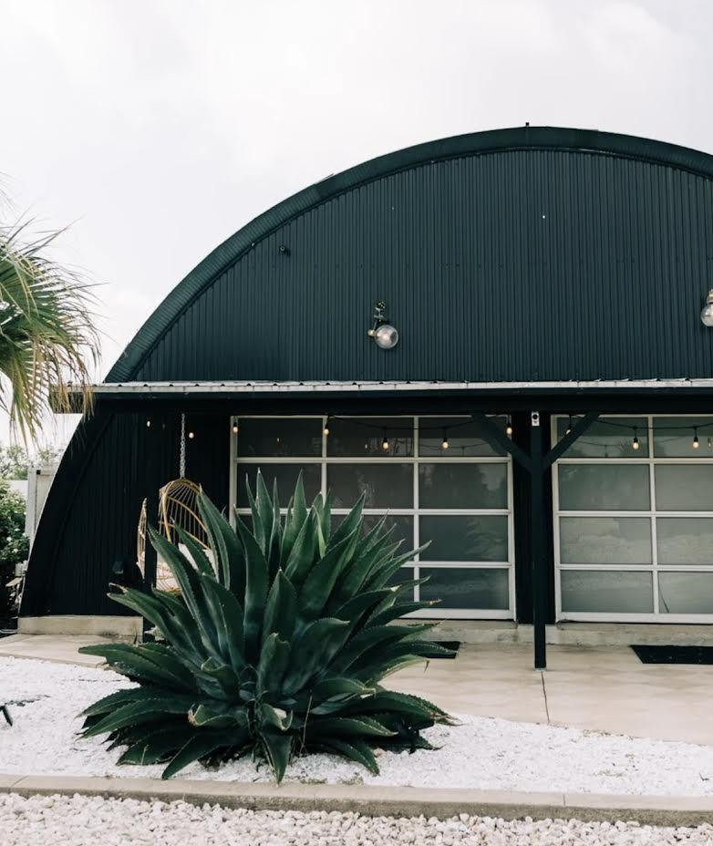 The Wedding Website of Jordan Vargas and Leo Serna