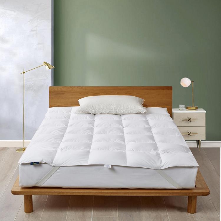 240-Thread Count Goose Feather and Down Fiber Top Featherbed