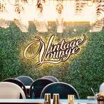 Vintage Lounge
