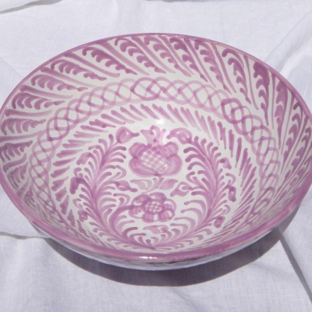 Casa PomeloLarge bowl with hand painted designs