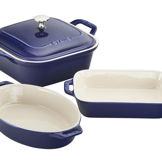 Staub 4 Piece Bakeware Set