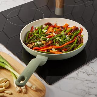 Leo Balance 2-Piece Nonstick Fry Pan Set