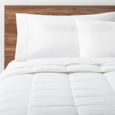 White Solid Down Alternative Comforter (Full/Queen) - Made By Design™