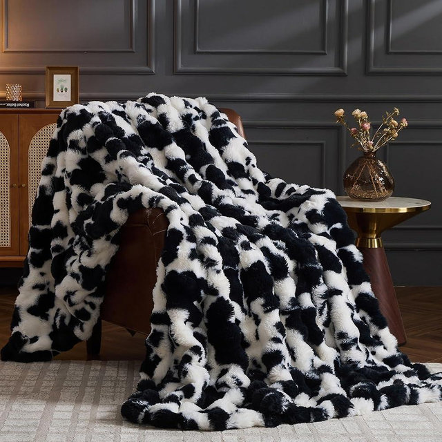 RYNGHIPY Faux Fur Throw Blanket Soft Cozy Plush Fluffy Bubble Blanket for Couch Thick Warm Furry Bed Blankets for Winter Cow Print Decorative Home Decor (Cow-Black, 63''x79'')