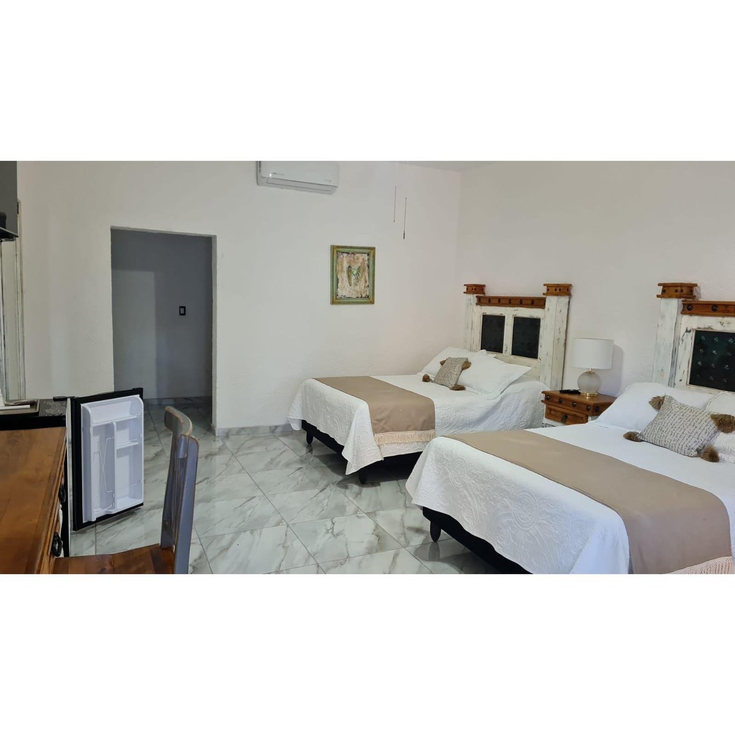 The 2nd option is: 2 Queen size beds. Great for friends, family, or guests sharing a room. Both available on bottom floor and the top floor, so you can choose what works best for your comfort.