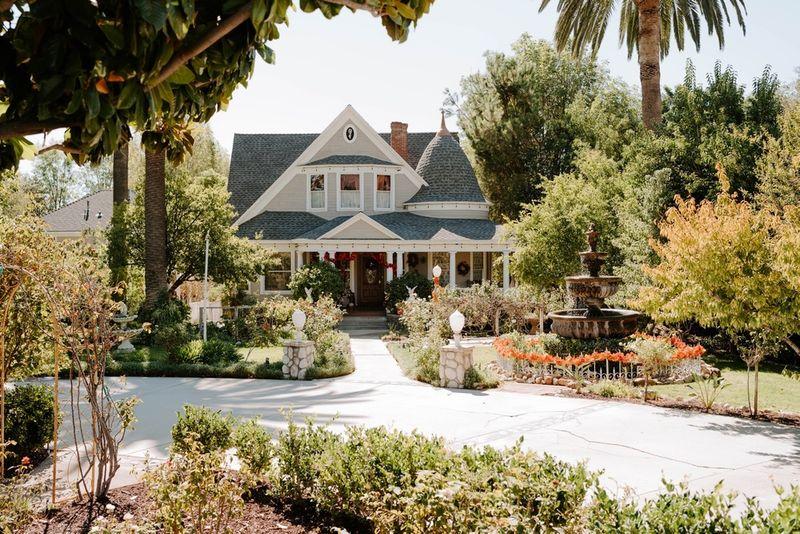 The Wedding Website of Kelly Meyer and Calvin Hom