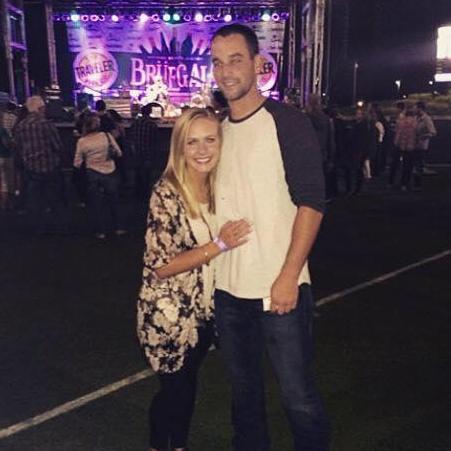 The night Zac & Haleigh started dating.
8/28/2015.
@ Bruegela