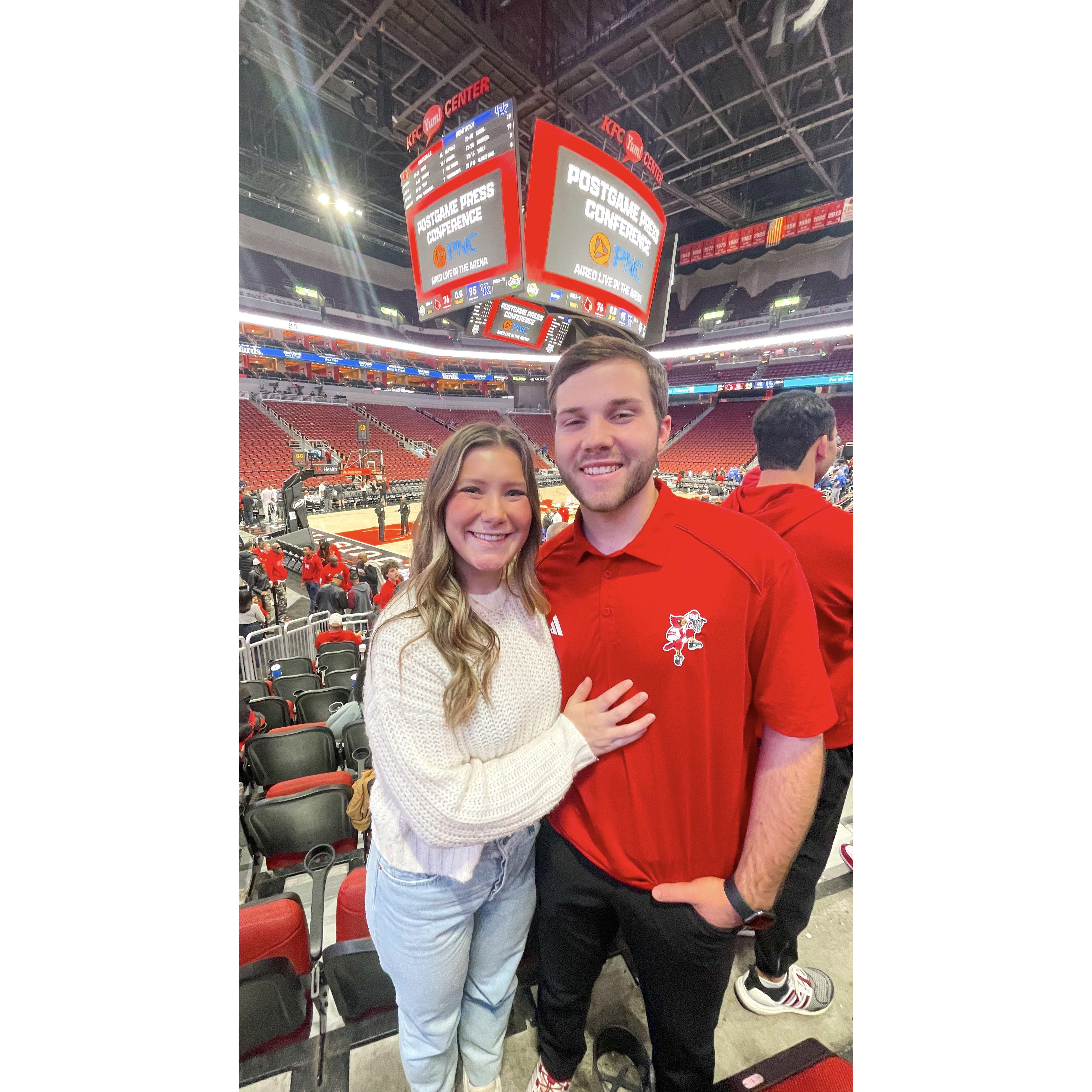 Louisville vs. UK basketball game, with Carson as the Louisville Men's Basketball Head Manager