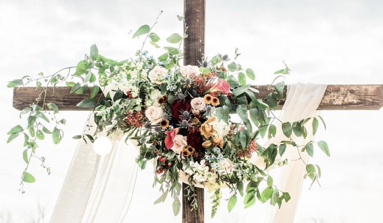 The Wedding Website of Laura Longoria and Aaron Longoria