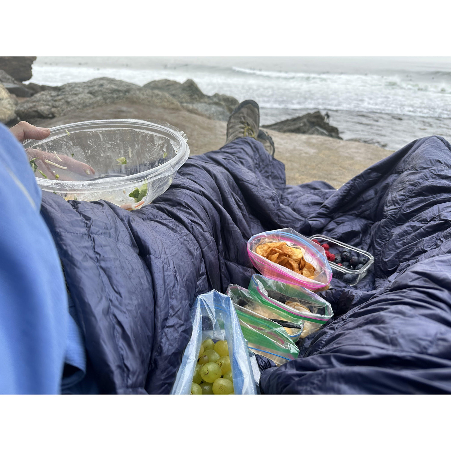 2nd Date - beach picnic in the rain ... front row seating to God's majestic creation ... Dinner & a Show!