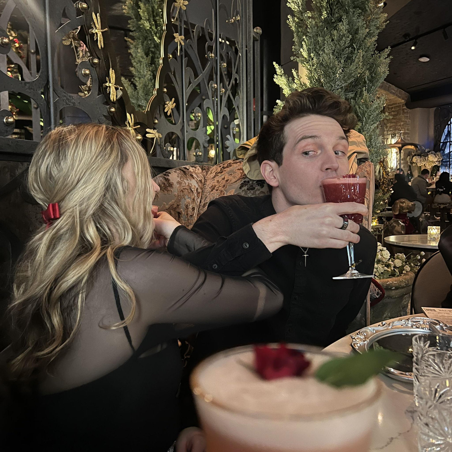 Ross & Maddie's signature drink maneuver on a trip to Vegas🍸
