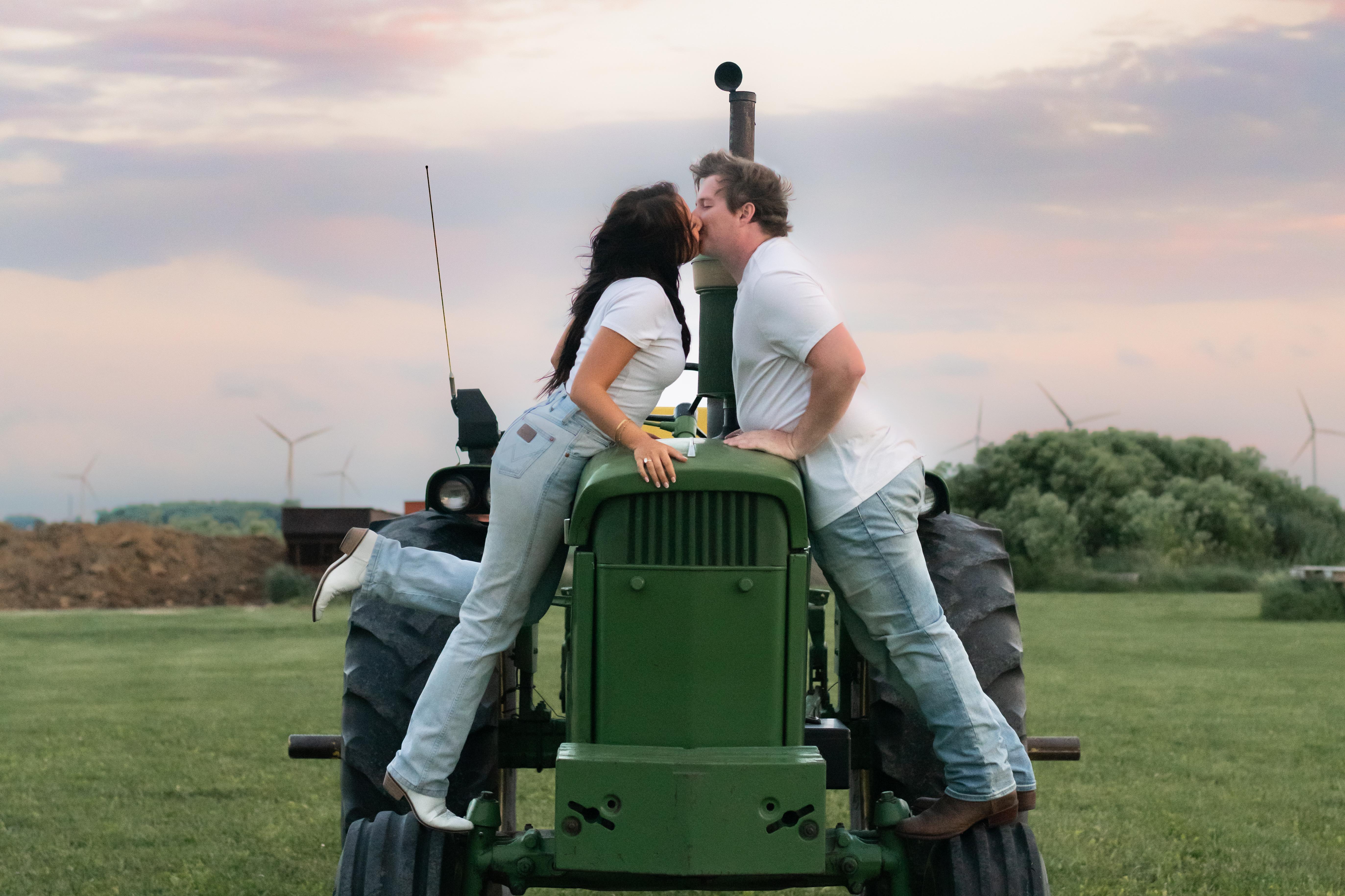 The Wedding Website of Megan ONeall and Darren King