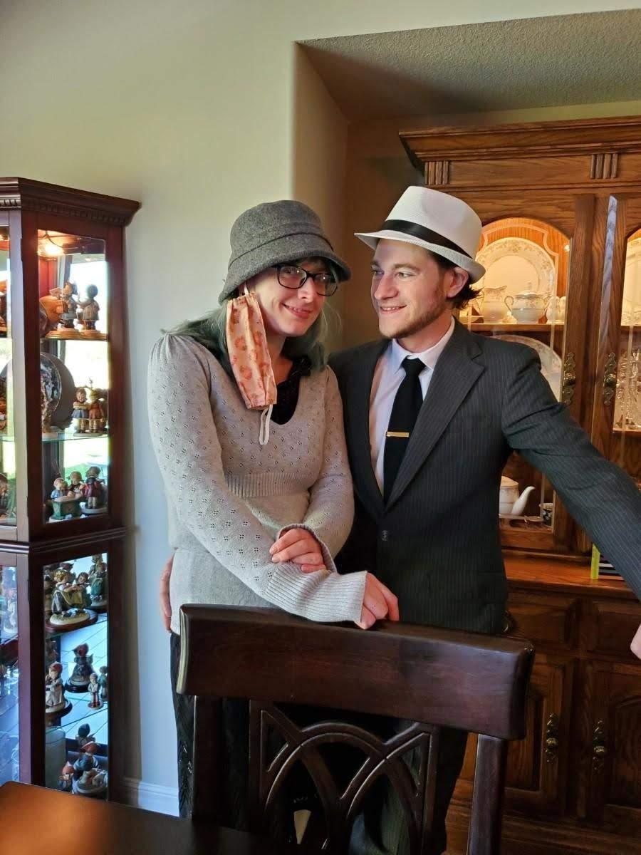 The Wedding Website of Hilary Grom and Jon Buckner