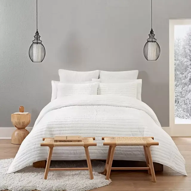 UGG® Pine Ridge Tip 3-Piece King Quilt Set in Snow