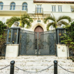 The Villa Casa Casuarina At The Former Versace Mansion
