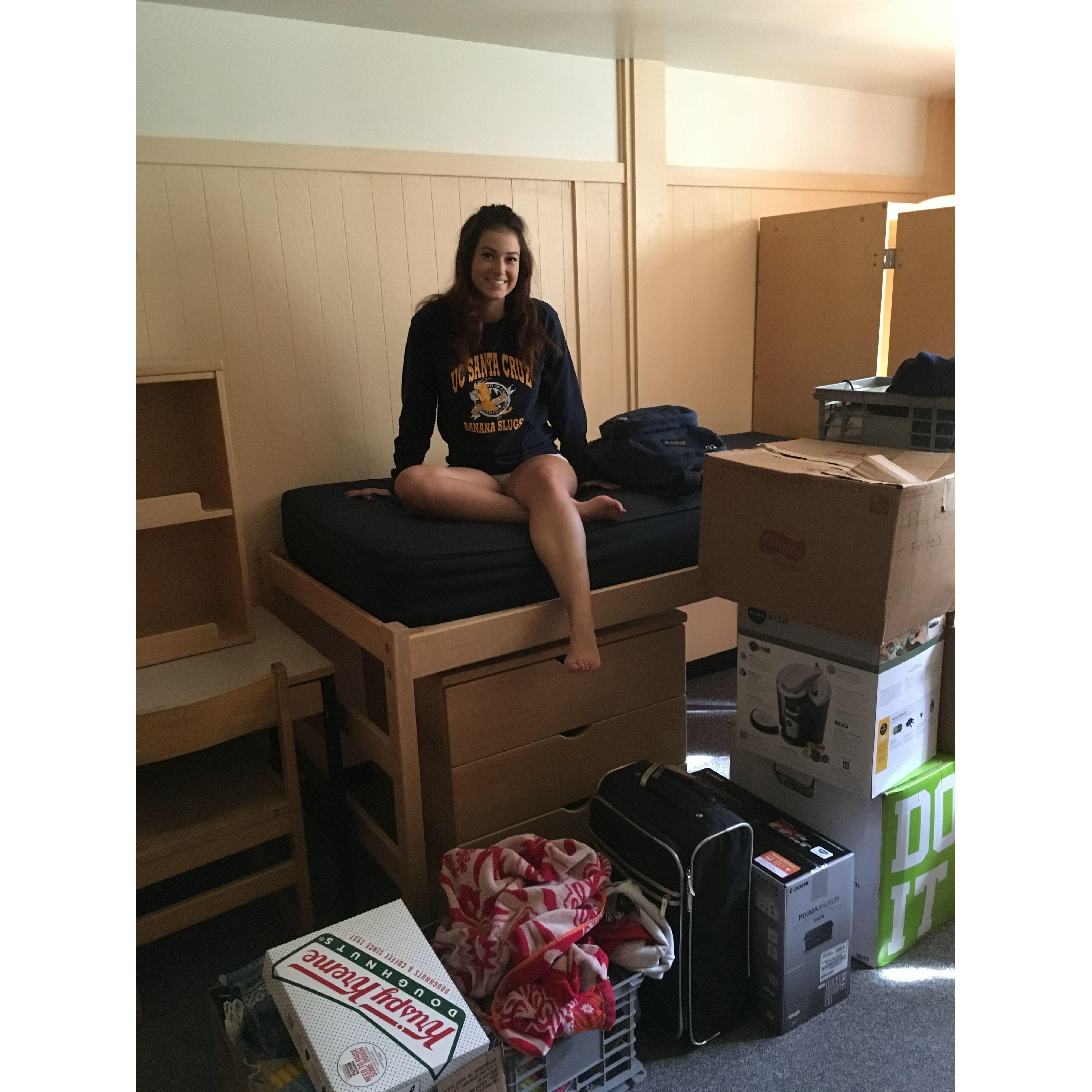 Shannon moves to UC Santa Cruz in 2016. Living one building over is Teddy, the mutual friend to Shannon and Jason, who will introduce them in 2 years time.