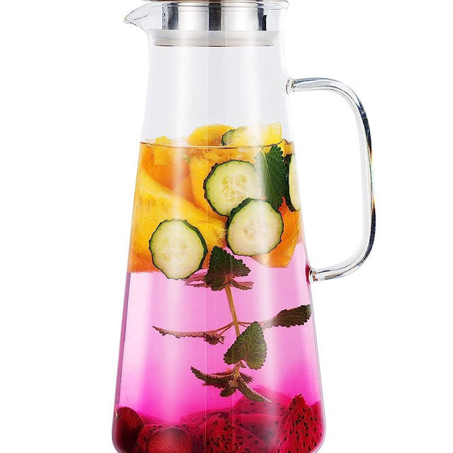 Karafu Pitcher, 68Oz Glass Pitcher with Lid, Easy Clean and Heat Resistance Borosilicate Glass Jug for Hot or Cold Water, Milk, Ice Tea and Juice Beverage