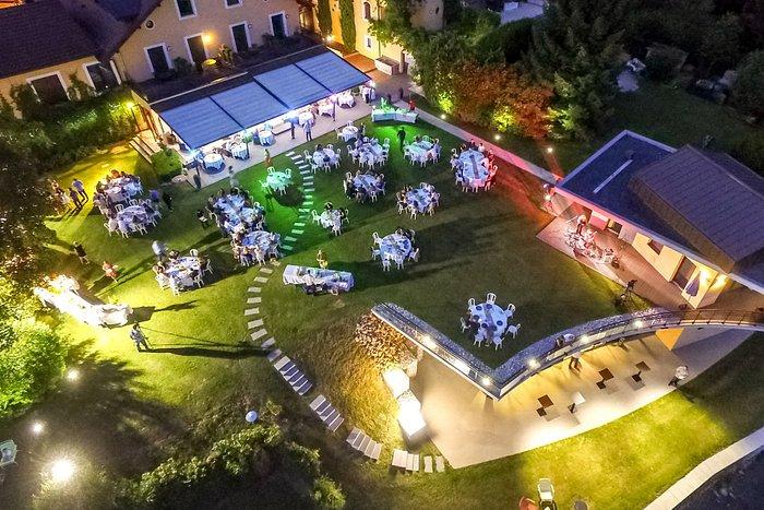 The Wedding Website of Lamees A. and Nick D.