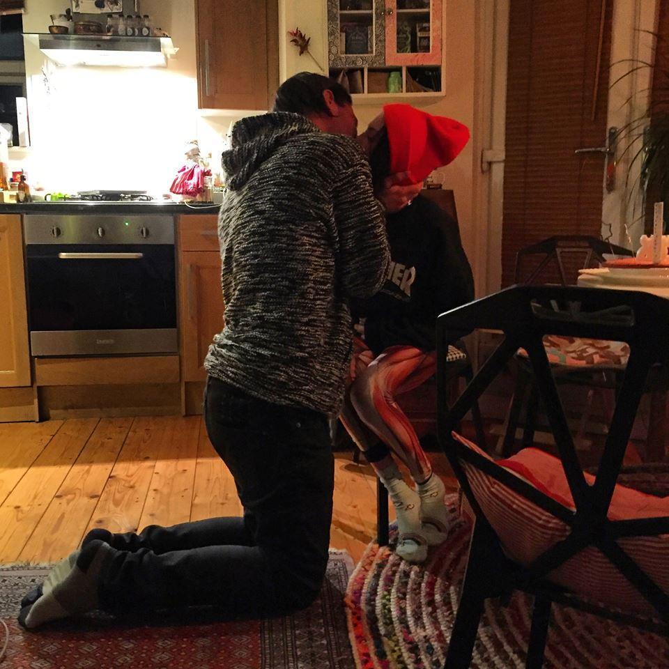 "I DO!!!!" -  Sedi, ook this special photo! Casey proposed to Kaylee, the night of his Birthday last year, just after arriving at their dear friend's home in London. Thank you Sedi & Michelangelo! xo