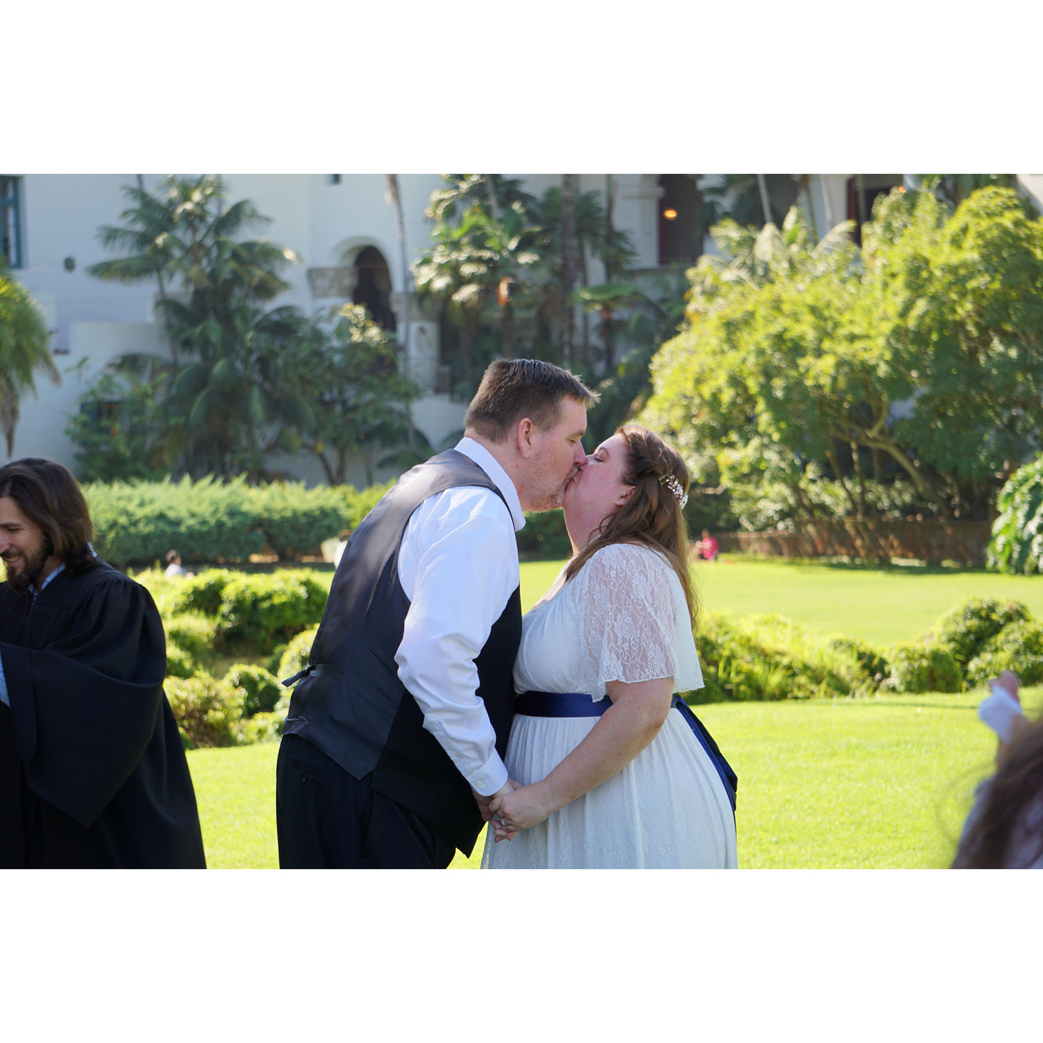 First wedded smooch.