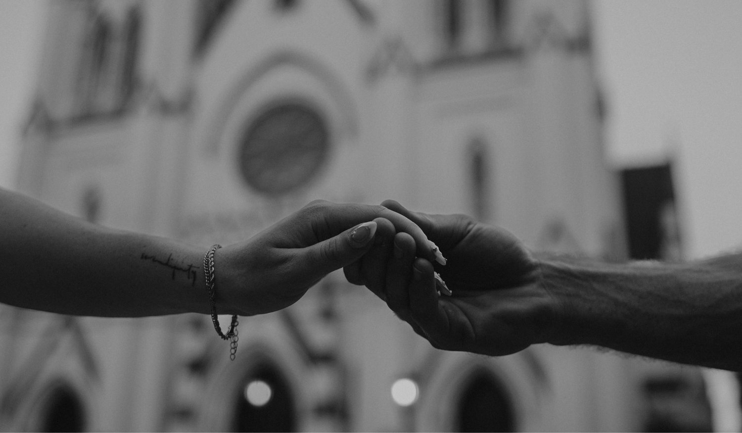 The Wedding Website of Lauren Wilson and Johnny Simmons