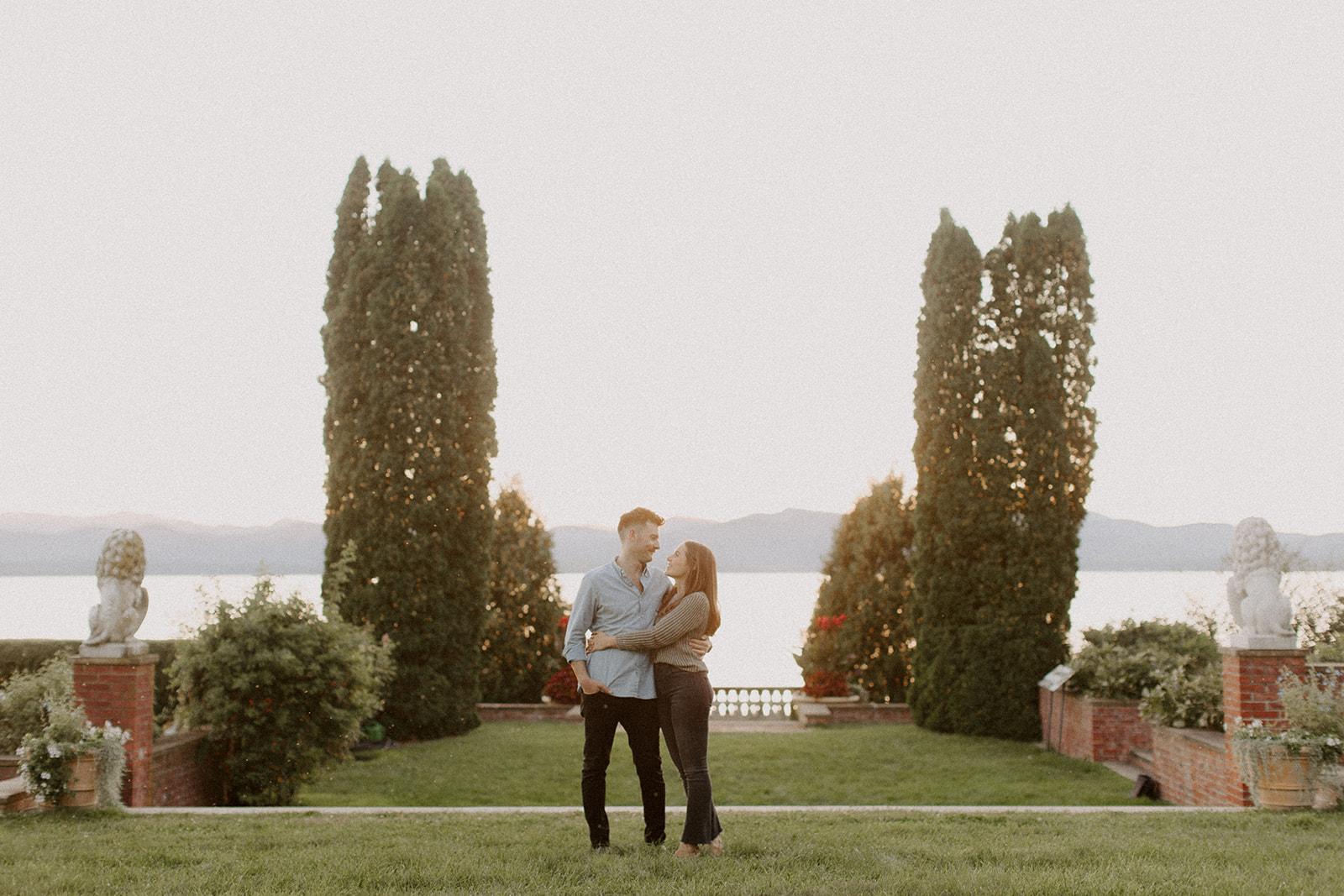 The Wedding Website of Julienne von Turkovich and Kevin Kearns