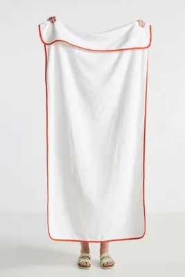 Piped Pool Towel