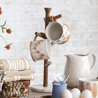 Tall Mango Wood & Marble Mug Rack