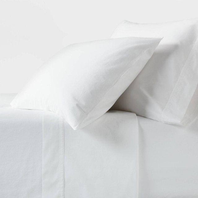 Twin/Twin XL 250 Thread Count Organic Percale Sheet Set True White - Threshold™: GOTS Certified, Includes Pillowcase