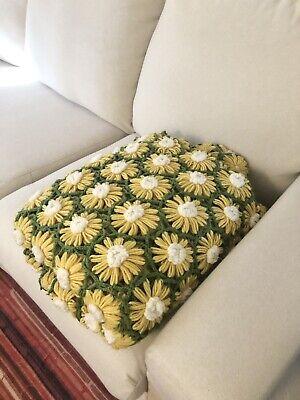 Vintage handmade crochet daisy throw