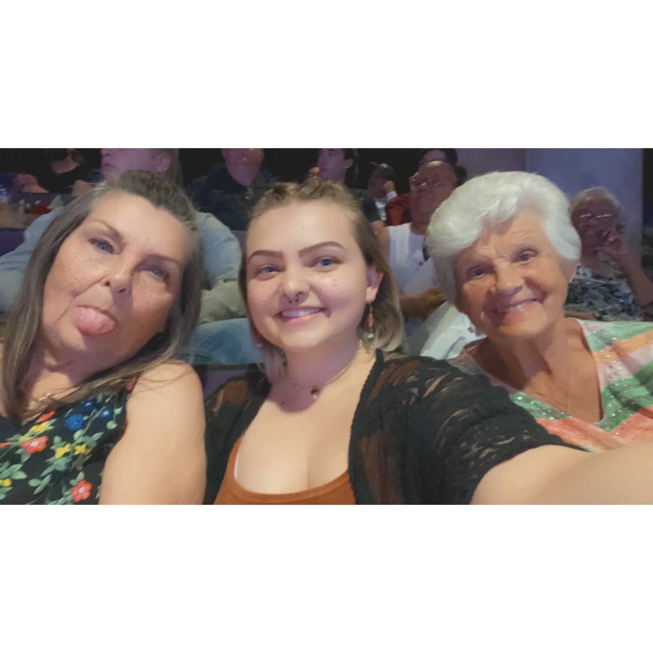 Mema & Grammy