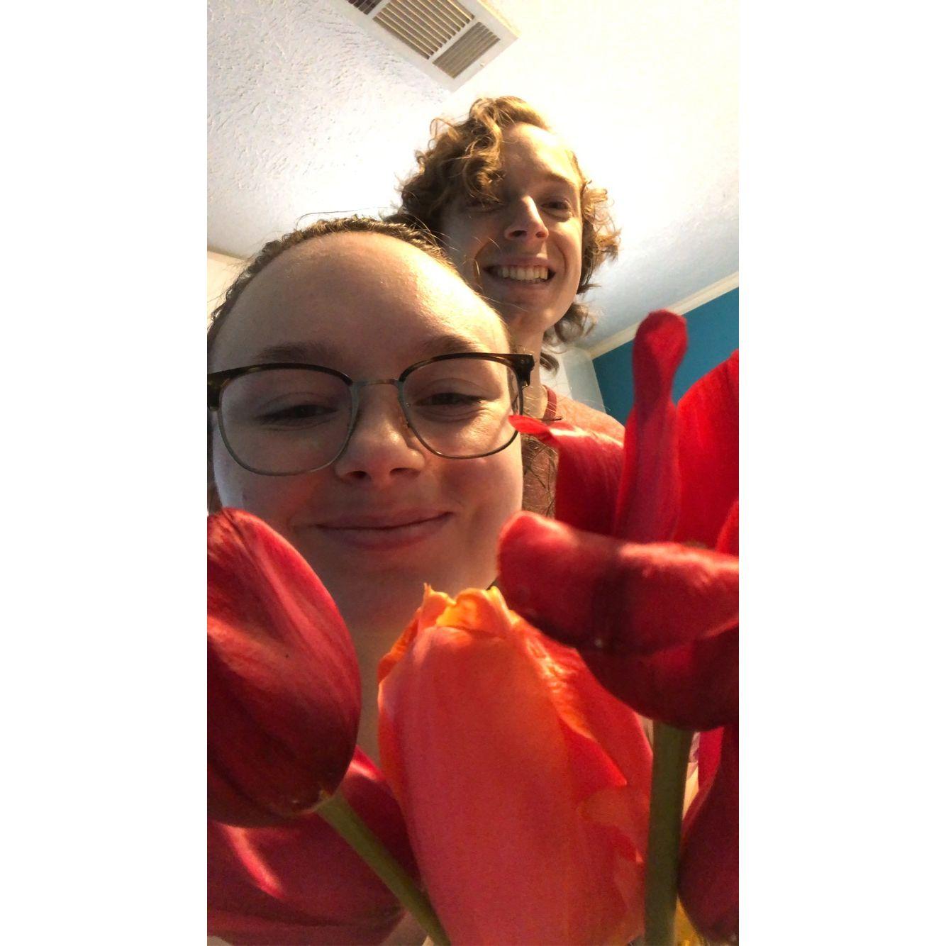 After we went tulip picking! This is the reason tulips are my favorite flower 🌹 (3/27/2021) - C 🩵