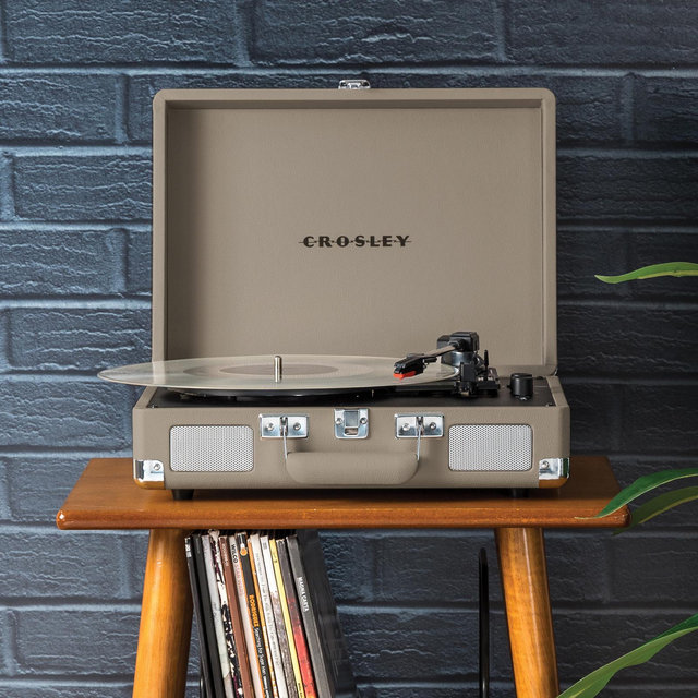 Crosley, Cruiser Plus Turntable | Zola