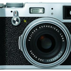 Fujifilm X100T 16 MP Digital Camera (Silver)