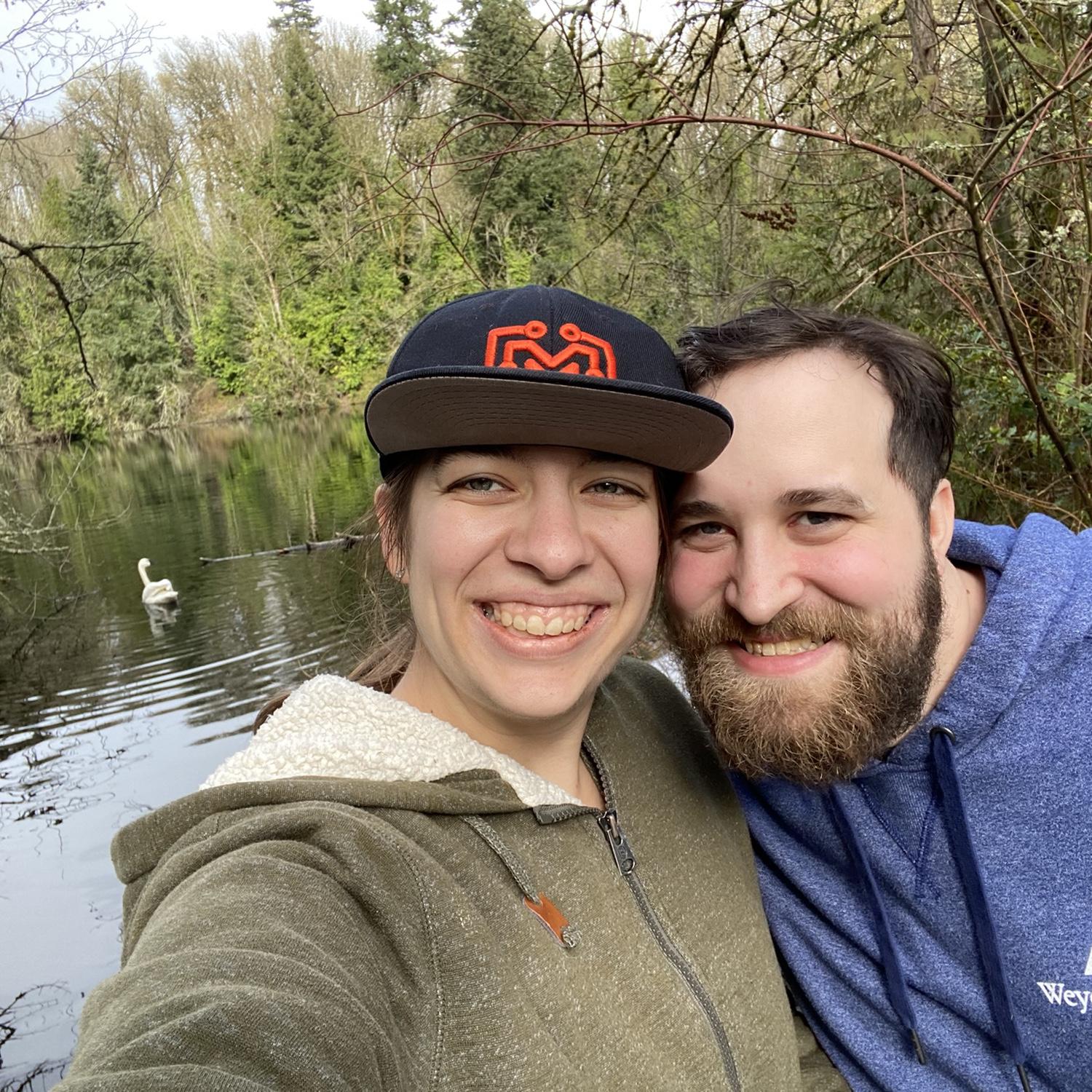 We found a swan at Lake Fenwick!