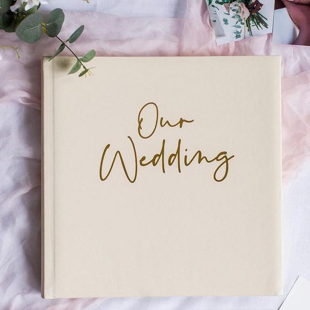 Wedding photo book! 💗