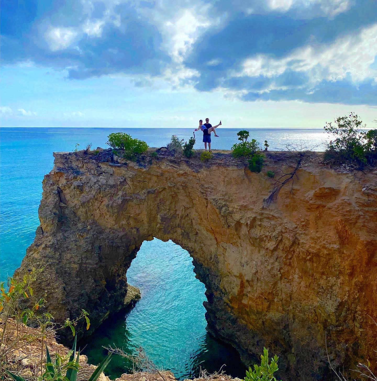 The Wedding Website of Ali Leake and Dent Law