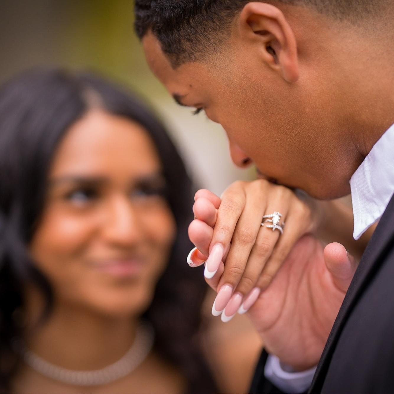 Now loading Mr. & Mrs. Drake.🖤