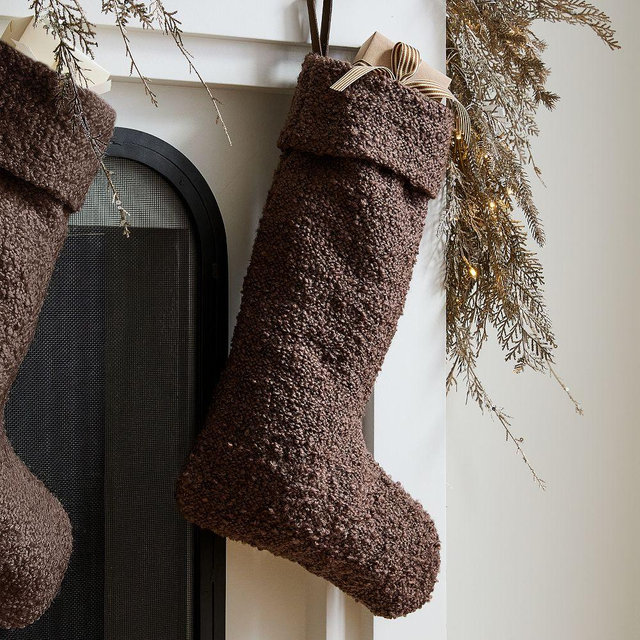 Boucle Stocking, Sable, 18"