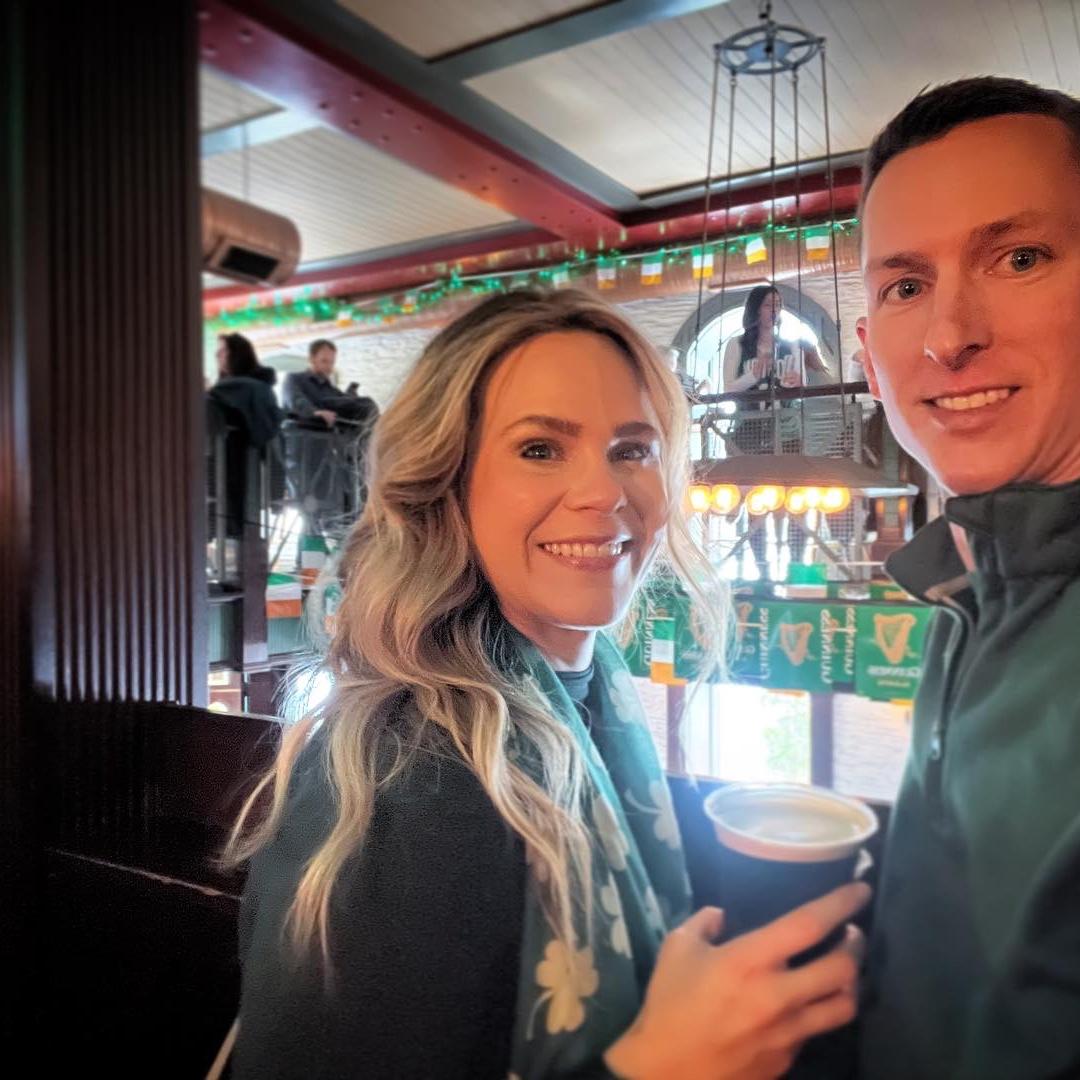 St Patrick's Day in Chicago and the first time Sam met Derek's Sister Nicole and her Husband Clay