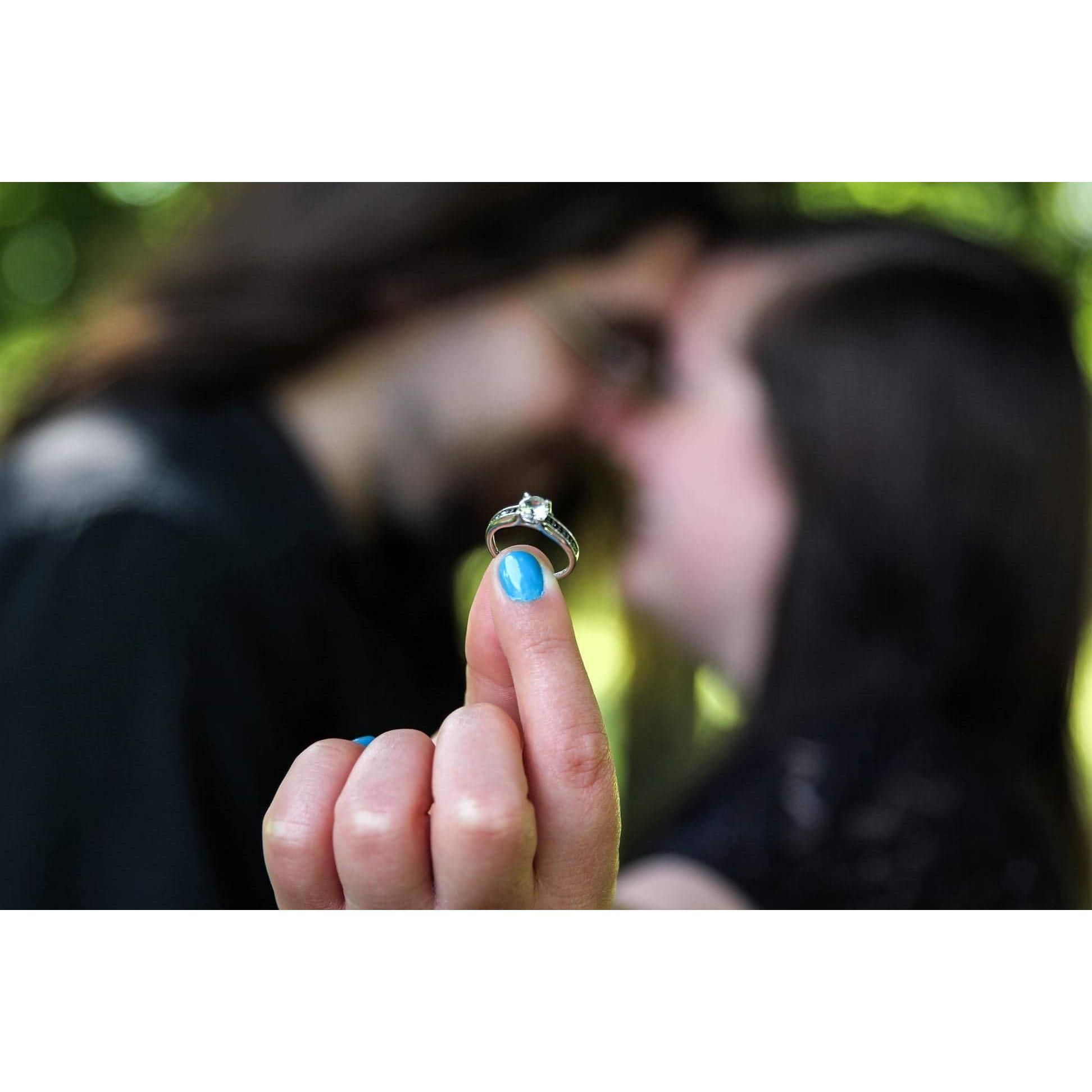 Engagement Photos š¤
ā”Location: North Tonawanda Botanical Gardens
ā”Photographer: Alyssa Knowlton, Lyssa Lee Photography