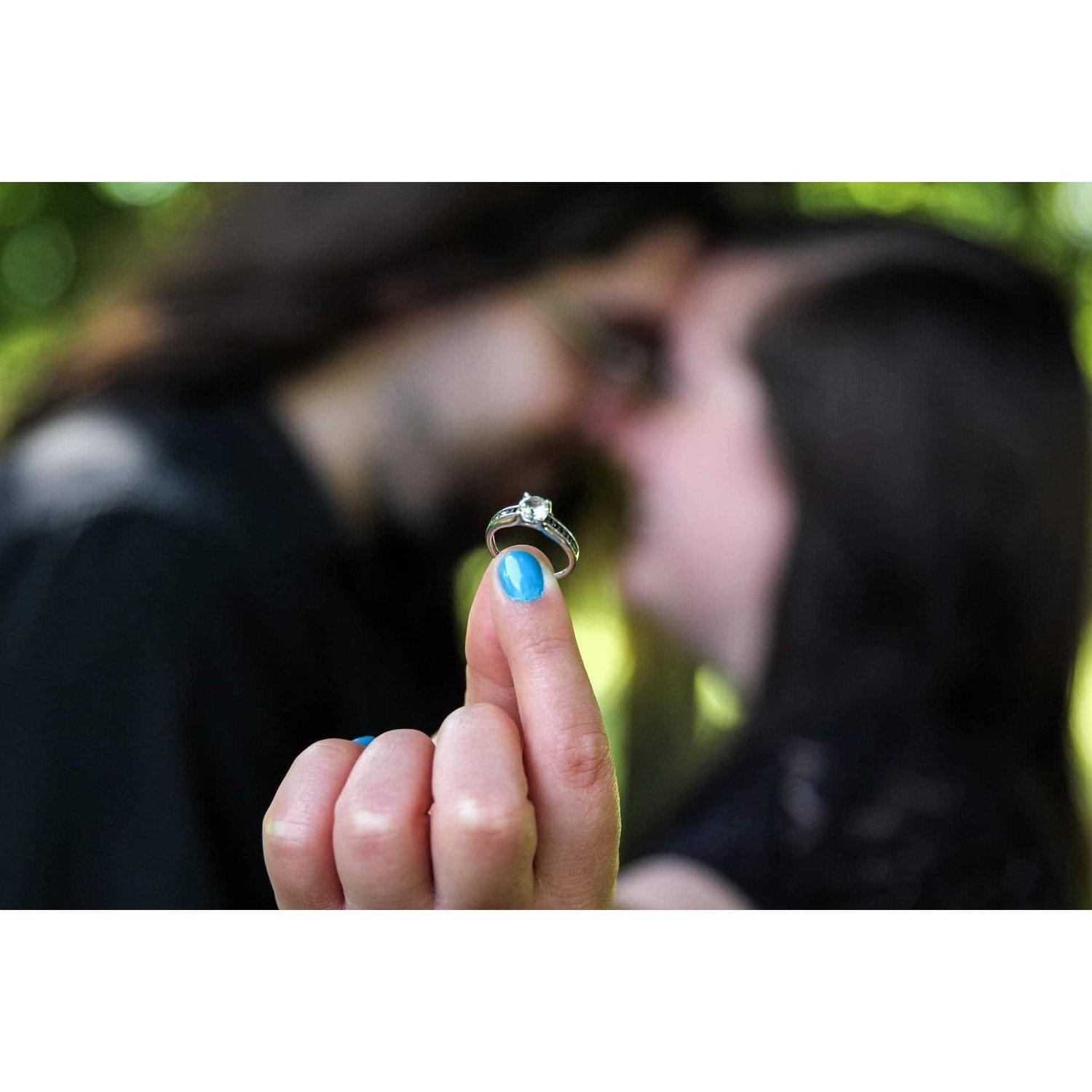 Engagement Photos 🖤
♡Location: North Tonawanda Botanical Gardens
♡Photographer: Alyssa Knowlton, Lyssa Lee Photography