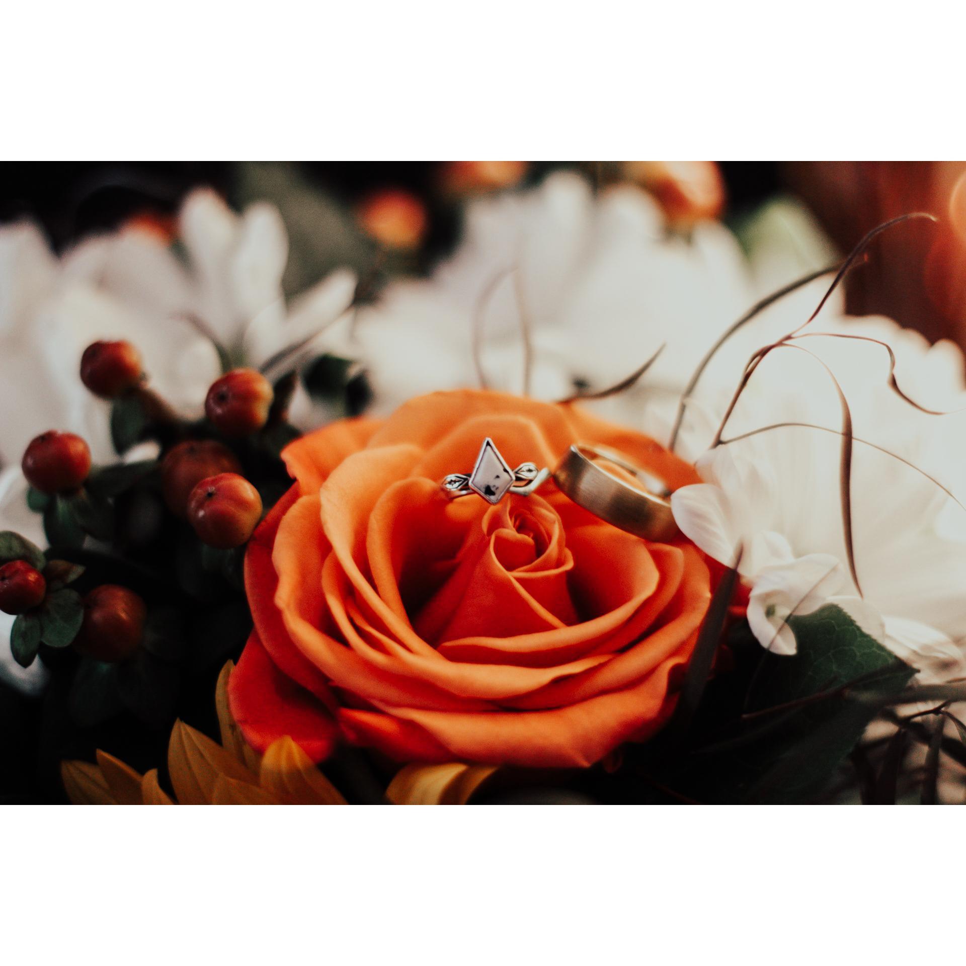 Bouquet and rings