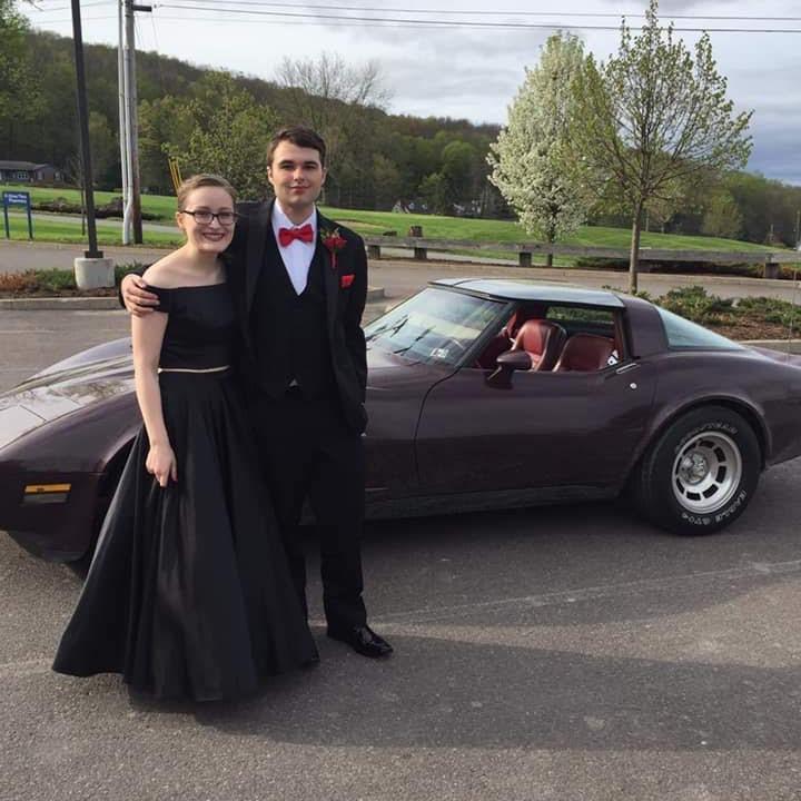 Prom 2019 with Grandpa Aten’s Corvette ❤️