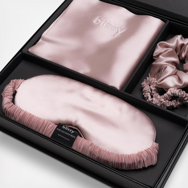 Blissy Dream Set - Pink - Queen NIB BLISSY Dream 4-Piece Mulberry Silk Set | Nordstrom main image 3